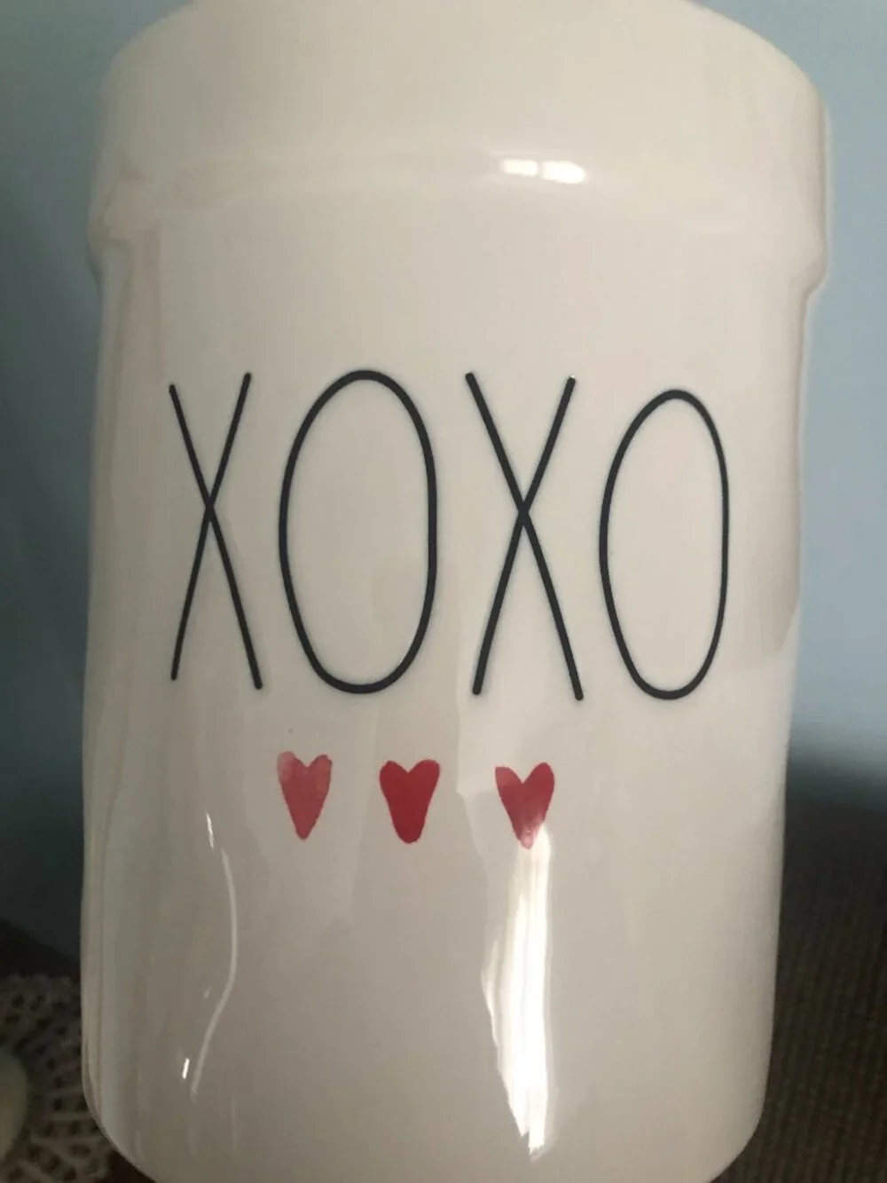New Rae Dunn Valentine's Day Kitchen Utensil Holder XOXO w/ Hearts